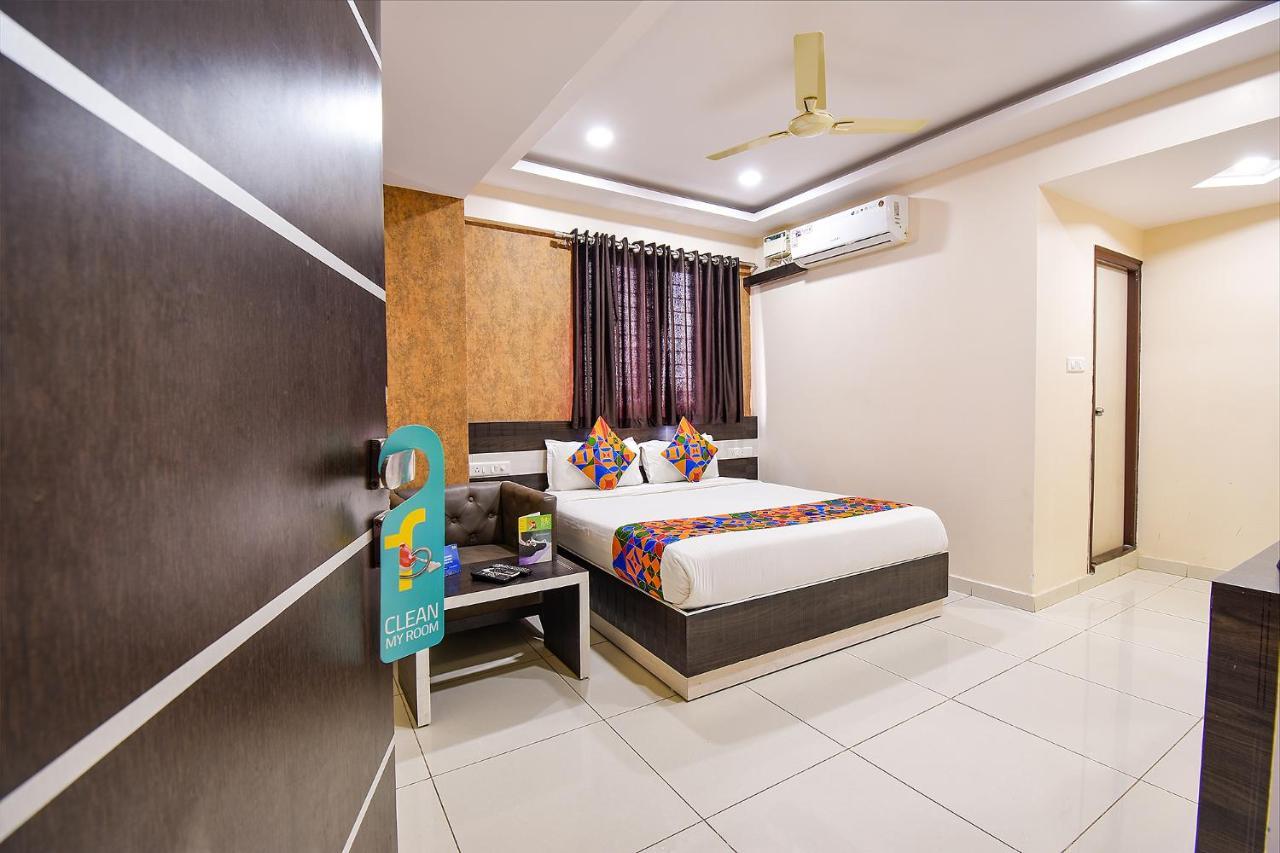 Fabhotel Rotano Suites - Yelahanka Bengalúr Exteriér fotografie