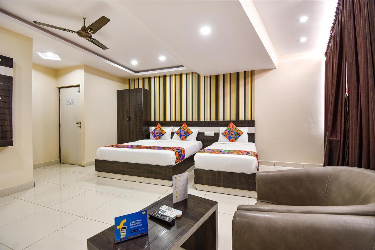 Fabhotel Rotano Suites - Yelahanka Bengalúr Exteriér fotografie